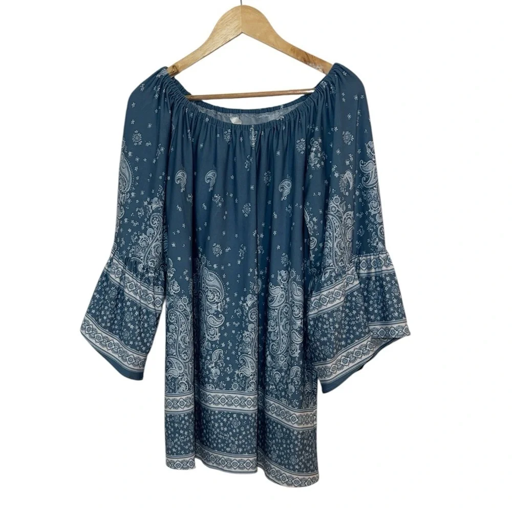 Blue and white Peasant style Tunic, long Top, 1X
